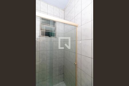 Banheiro de casa para alugar com 1 quarto, 45m² em Padre Miguel, Rio de Janeiro