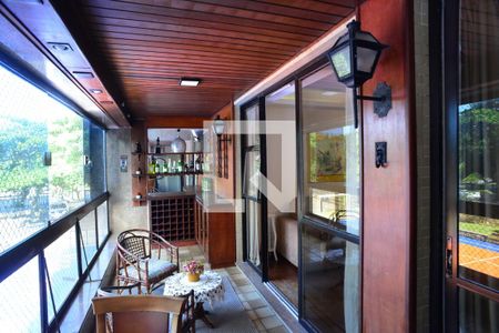 Varanda de apartamento para alugar com 4 quartos, 144m² em Barra da Tijuca, Rio de Janeiro