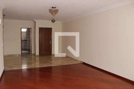 Apartamento para alugar com 3 quartos, 168m² em Santa Cecilia, São Paulo
