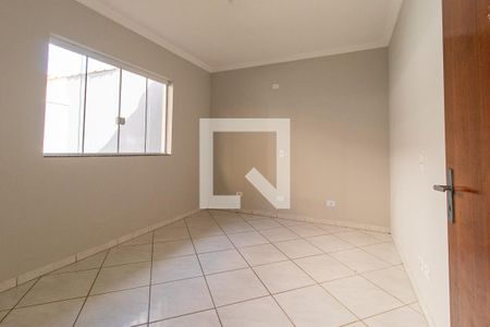 Quarto 1 de casa para alugar com 3 quartos, 140m² em Centro, São José dos Pinhais