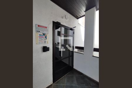 Hall de entrada de apartamento para alugar com 2 quartos, 66m² em Jardim Santa Cruz (sacoma), São Paulo