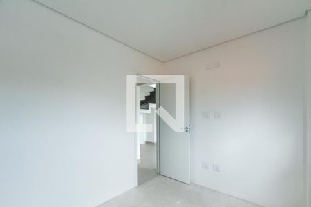 Quarto de casa de condomínio à venda com 2 quartos, 130m² em Nova Petrópolis, São Bernardo do Campo