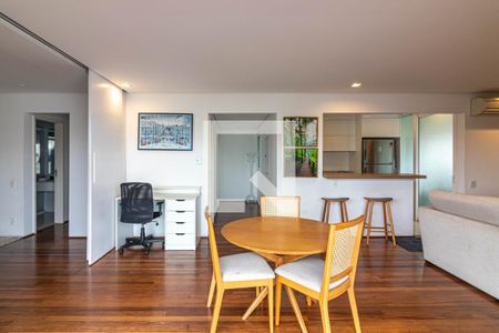 Sala de apartamento para alugar com 1 quarto, 90m² em Vila Olímpia, São Paulo