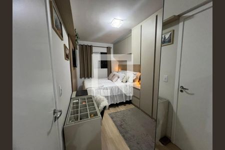 Quarto de apartamento à venda com 2 quartos, 68m² em Parque Assuncao, Taboão da Serra
