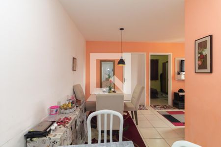 Sala de apartamento para alugar com 2 quartos, 50m² em Jardim Guaianazes, São Paulo