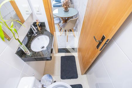 Lavabo de casa de condomínio para alugar com 2 quartos, 87m² em Planalto, Belo Horizonte