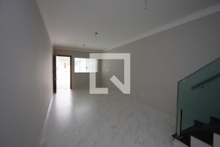 Sala de casa à venda com 3 quartos, 122m² em Vila Mazzei, São Paulo