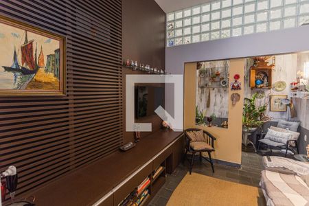 Sala 2 de apartamento à venda com 3 quartos, 120m² em Santo Antônio, Belo Horizonte