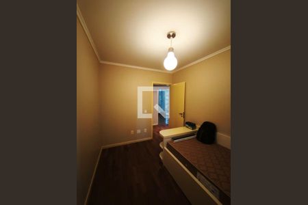 Quarto 1 de apartamento para alugar com 2 quartos, 78m² em Jardim Itu, Porto Alegre