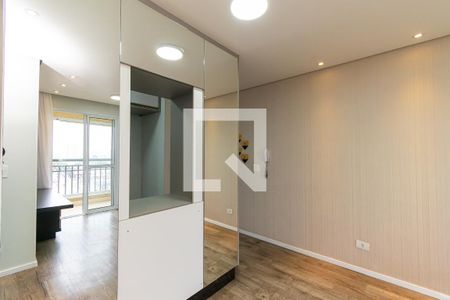 Sala de apartamento para alugar com 2 quartos, 45m² em Vila Tolstoi, São Paulo
