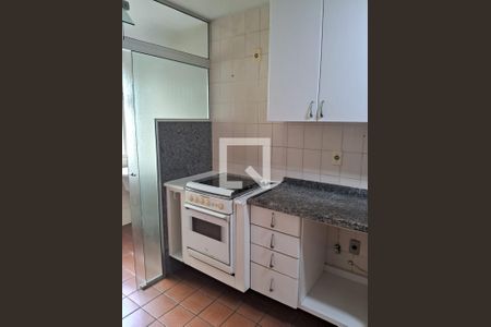 Cozinha de apartamento para alugar com 2 quartos, 74m² em Jardim Industrial, São Paulo