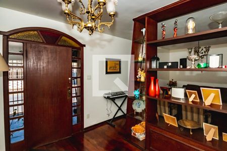 Sala de casa à venda com 4 quartos, 251m² em Alípio de Melo, Belo Horizonte