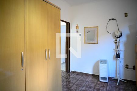 Quarto 1 de casa à venda com 2 quartos, 170m² em Vila Arapua, São Paulo