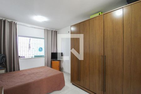 Suíte de casa para alugar com 4 quartos, 120m² em Asteca, Belo Horizonte