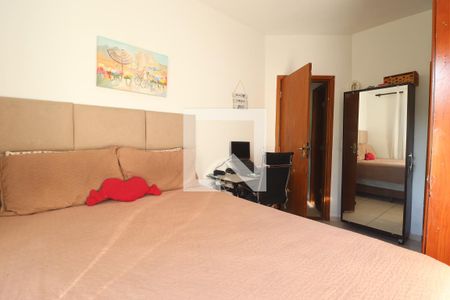 Quarto 1 suíte de apartamento à venda com 2 quartos, 55m² em Vila Vitória, Santo André