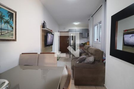Sala de apartamento à venda com 2 quartos, 55m² em Vila Vitória, Santo André