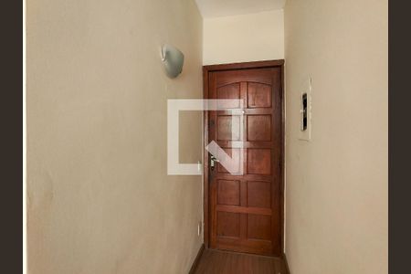 Entrada de apartamento para alugar com 2 quartos, 65m² em Rio Comprido, Rio de Janeiro