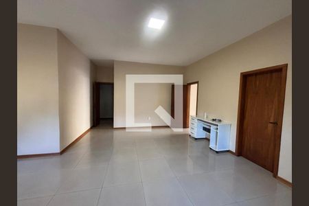 Casa para alugar com 3 quartos, 472m² em Padre Reus, São Leopoldo