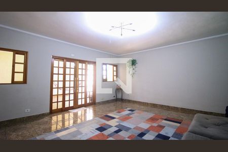 Casa para alugar com 2 quartos, 300m² em Jardim Planalto, São Paulo