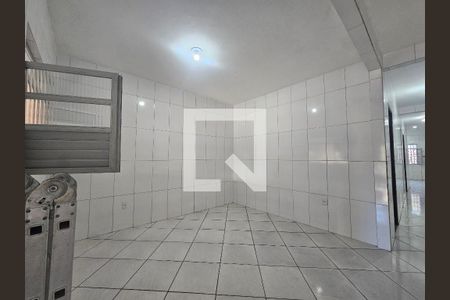 sala de casa para alugar com 5 quartos, 200m² em Liberdade, Salvador