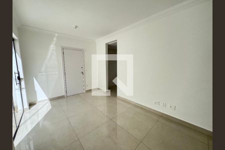 Apartamento para alugar com 2 quartos, 110m² em Floresta, Belo Horizonte
