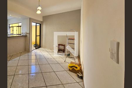 Sala/Cozinha de apartamento à venda com 2 quartos, 70m² em Vila Alzira, Santo André