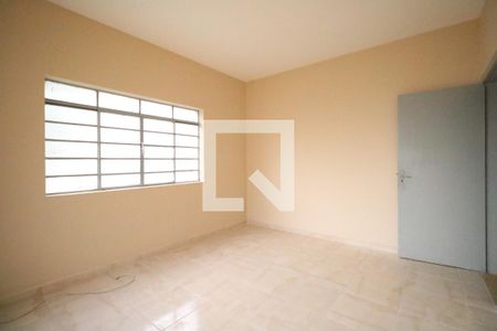 Sala de casa para alugar com 3 quartos, 100m² em Taboão, Diadema