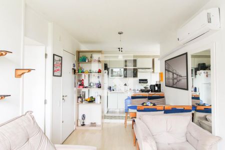 Sala de apartamento à venda com 3 quartos, 53m² em Fátima, Canoas