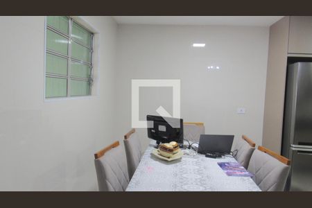 Sala de casa à venda com 3 quartos, 280m² em Jaguaribe, Osasco