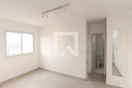 Sala e Cozinha de apartamento à venda com 1 quarto, 28m² em Vila Mazzei, São Paulo
