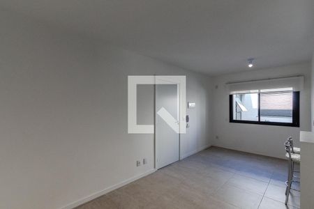 Sala/Quarto de kitnet/studio para alugar com 1 quarto, 43m² em Cidade Baixa, Porto Alegre