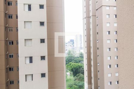 Vista da Sala de apartamento à venda com 2 quartos, 74m² em Jardim Tupanci, Barueri