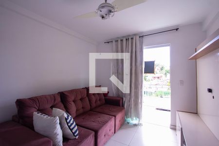 Sala de apartamento para alugar com 2 quartos, 60m² em Colubandê, São Gonçalo