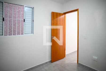 Quarto 1 de apartamento para alugar com 2 quartos, 40m² em Parque Bristol, São Paulo