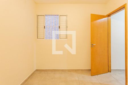 Quarto 1 de apartamento para alugar com 2 quartos, 40m² em Parque Bristol, São Paulo