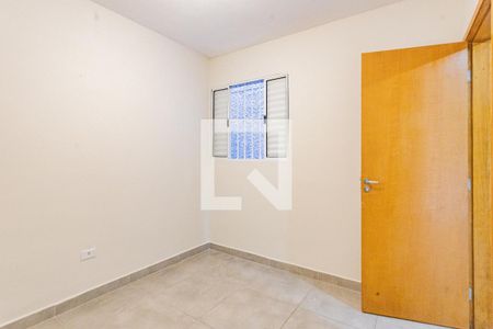 Quarto 1 de apartamento para alugar com 2 quartos, 40m² em Parque Bristol, São Paulo