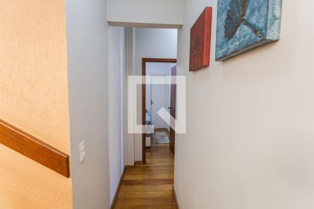 Corredor de apartamento para alugar com 4 quartos, 150m² em São Paulo, Belo Horizonte