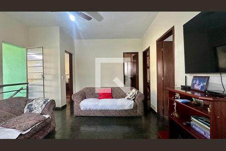 Sala  de casa à venda com 4 quartos, 240m² em Salgado Filho, Belo Horizonte