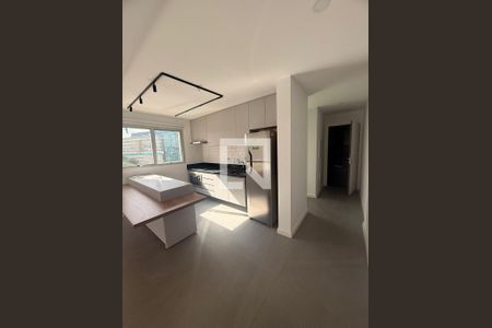 Sala/cozinha de apartamento para alugar com 1 quarto, 79m² em Cerqueira César, São Paulo