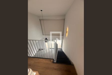 Corredor de apartamento para alugar com 1 quarto, 79m² em Cerqueira César, São Paulo