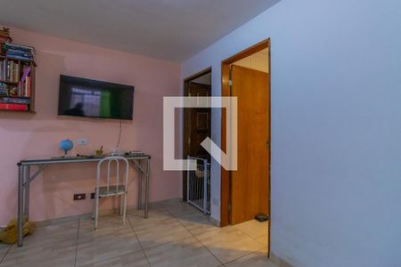 Sala de casa para alugar com 2 quartos, 125m² em Parque Turiguara, Cotia