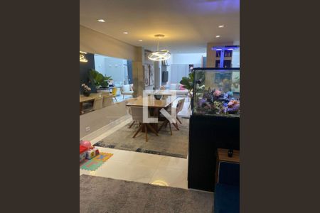 Casa à venda com 3 quartos, 110m² em Rio Bonito, São Paulo