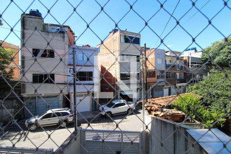 Vista Sala  de casa para alugar com 2 quartos, 80m² em Jardim Mitsutani, São Paulo