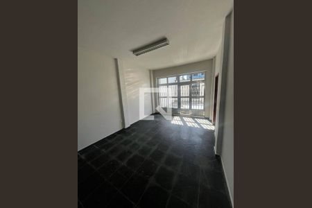 Casa à venda com 4 quartos, 132m² em Vila Valqueire, Rio de Janeiro