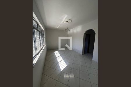 Casa à venda com 4 quartos, 132m² em Vila Valqueire, Rio de Janeiro