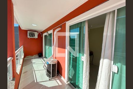 Varanda de casa de condomínio à venda com 3 quartos, 128m² em Vila Valqueire, Rio de Janeiro