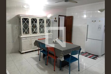 Casa à venda com 4 quartos, 720m² em Vila Valqueire, Rio de Janeiro