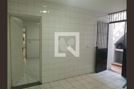 Casa à venda com 3 quartos, 130m² em Cidade Dutra, São Paulo