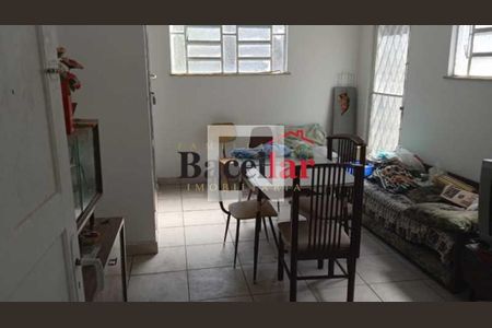 Casa à venda com 3 quartos, 200m² em Vila Valqueire, Rio de Janeiro