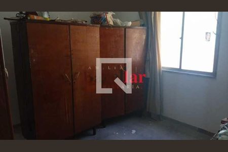 Casa à venda com 3 quartos, 200m² em Vila Valqueire, Rio de Janeiro